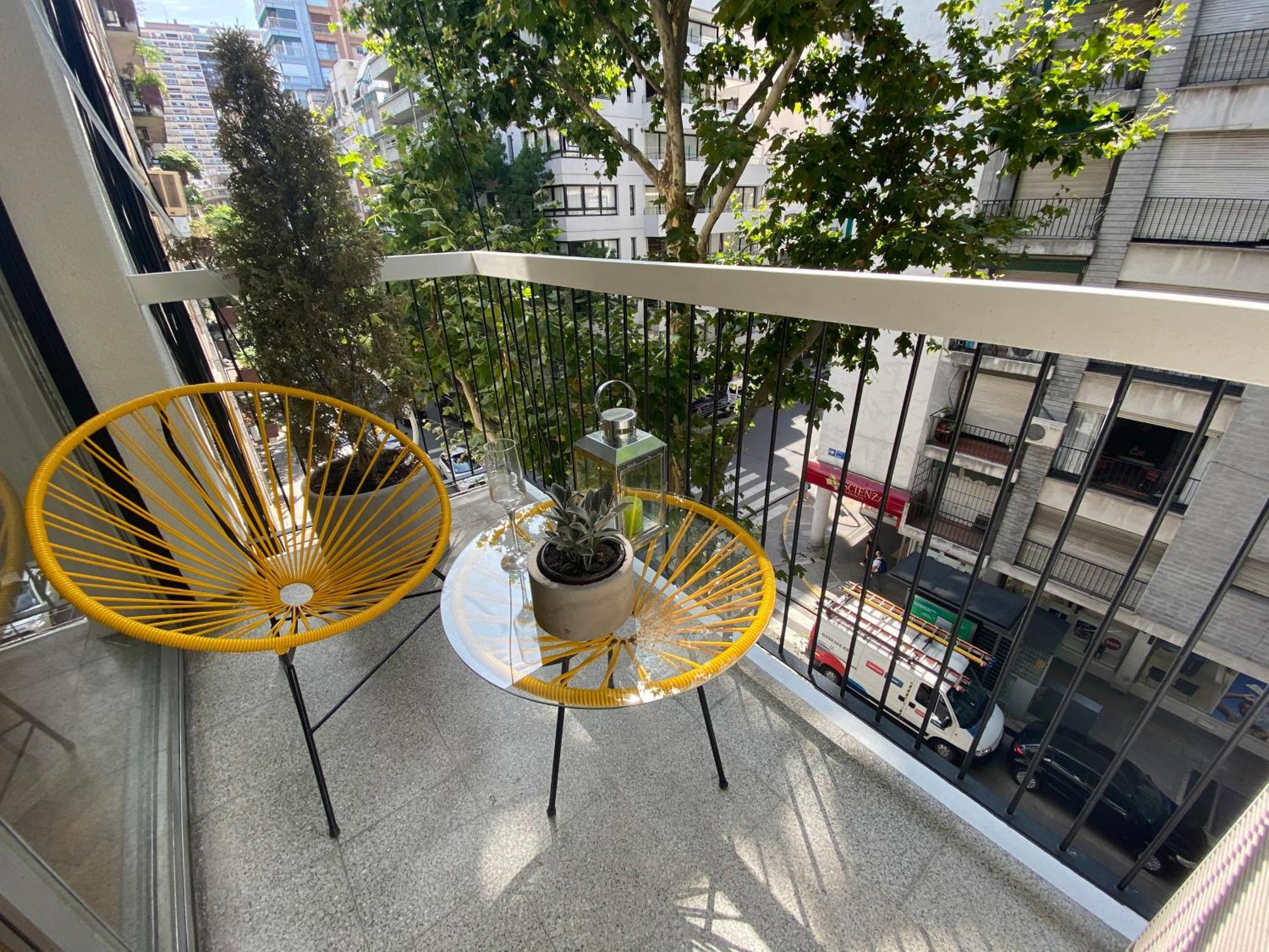 9 * Ciudad Autónoma de Buenos Aires
